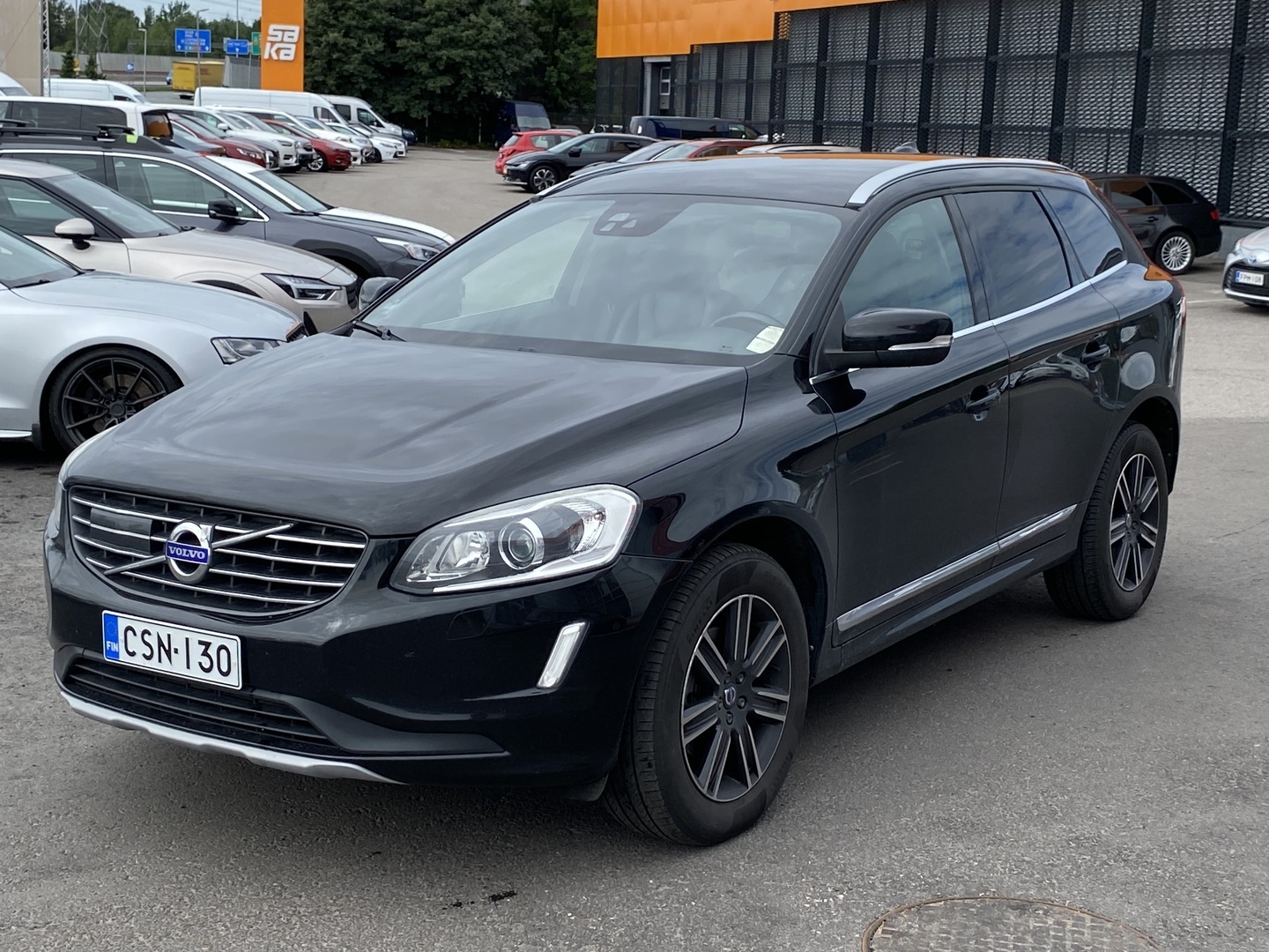 Volvo - XC60 - XC60 Farmari (AC) 4ov 2400cm3 A - Farmari