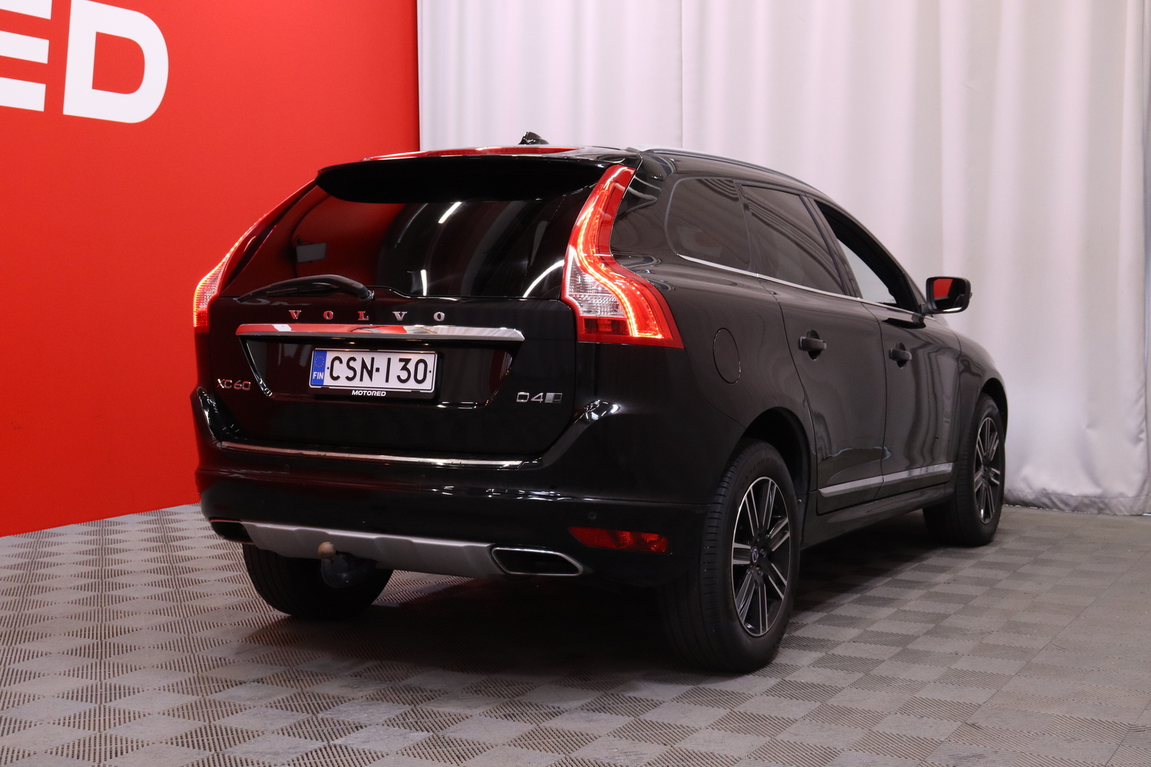 Volvo - XC60 - D4 AWD Business Classic Summum aut // Webasto / ACC / Blis / Koukku / Keyless / Navi // - Maastoauto