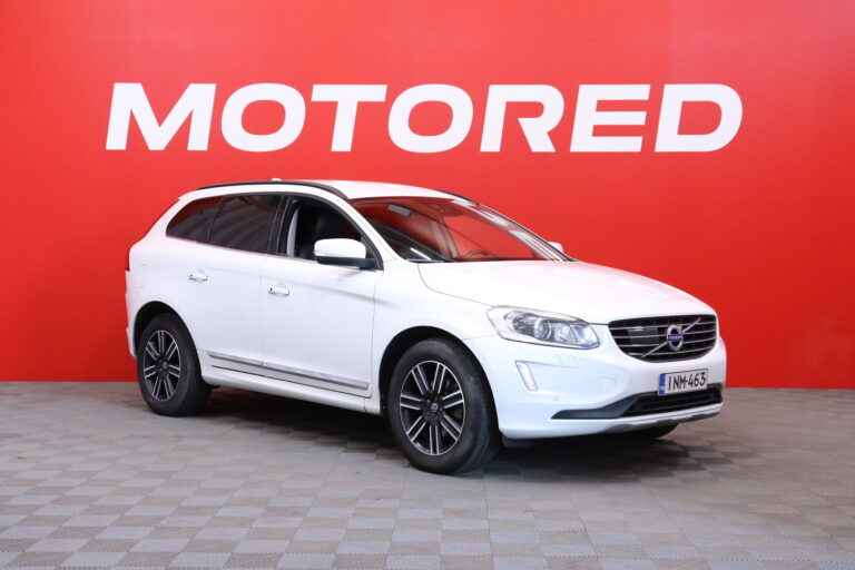 Volvo - XC60 - D5 AWD 162kW Business Classic Edition aut // ACC / Webasto / Koukku / VOC / Harman & Kardon / Muistipenkki / Nahat / - Maastoauto