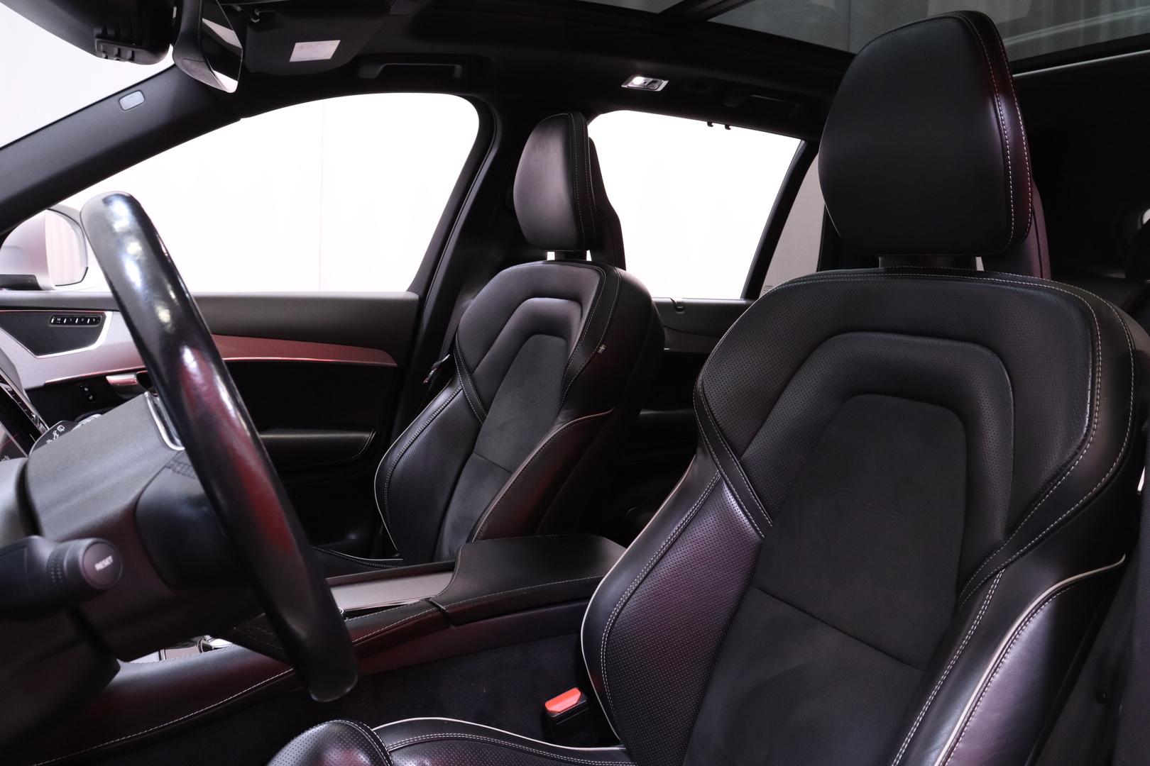 Volvo - XC90 - T8 Twin Engine AWD R-Design aut - Maastoauto