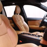 Volvo - XC90 - T8 Inscription aut 7P // LED / Adapt.vakkari / B&W / Panoraama / HUD / 360° / Webasto / VOC / Vetokoukku / Ilmajousitus - Tila-auto