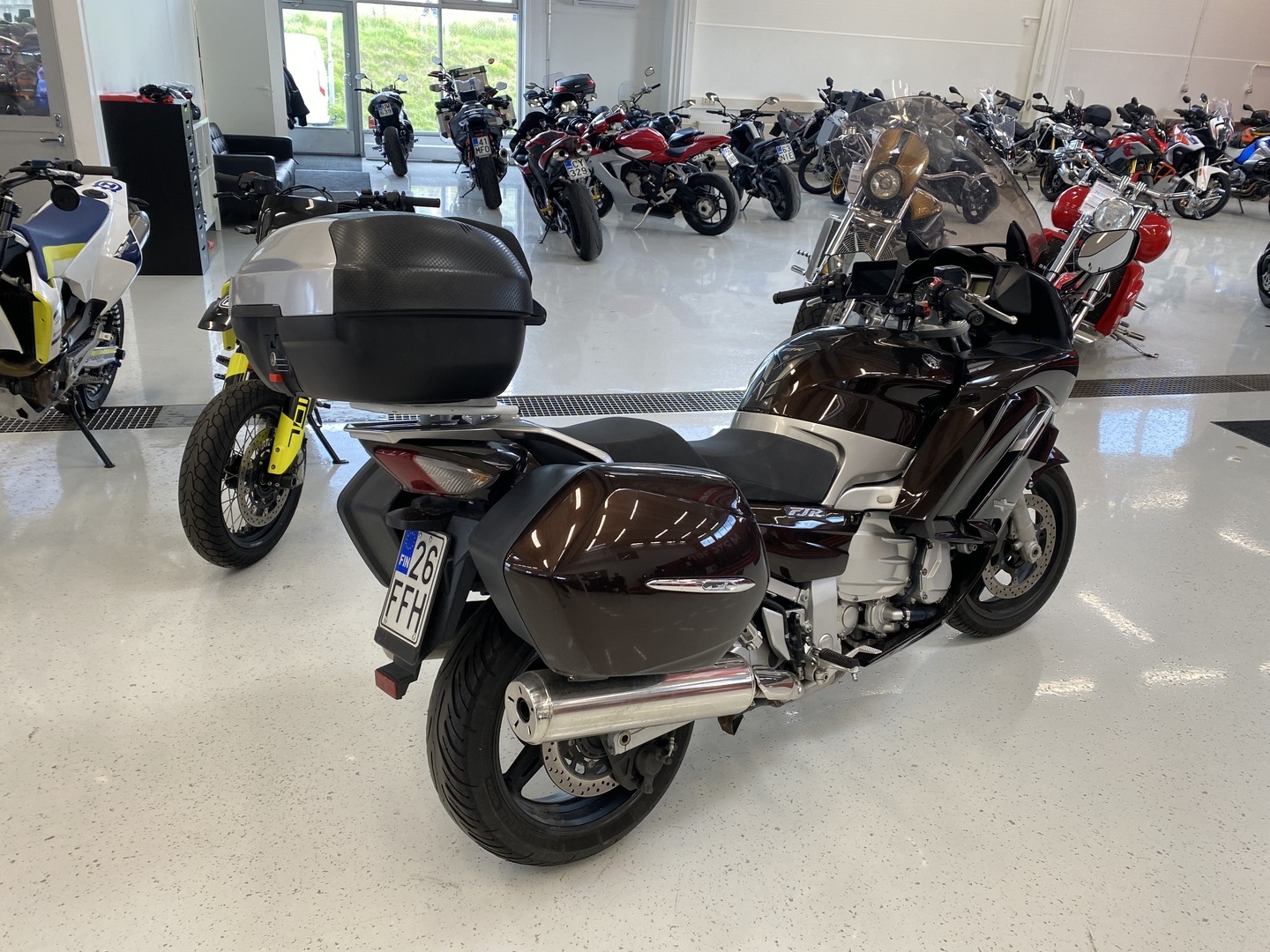 Yamaha - FJR - 1300 // Suomi-pyörä / 3x Laukut / Vakkari // - Moottoripyörä