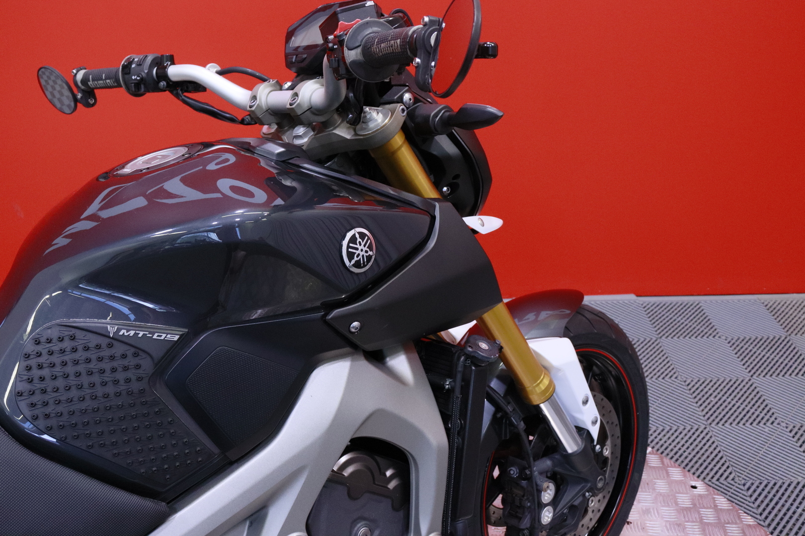 Yamaha - MT-09 - // ABS / ZARD / Tangonpää peilit // - Moottoripyörä