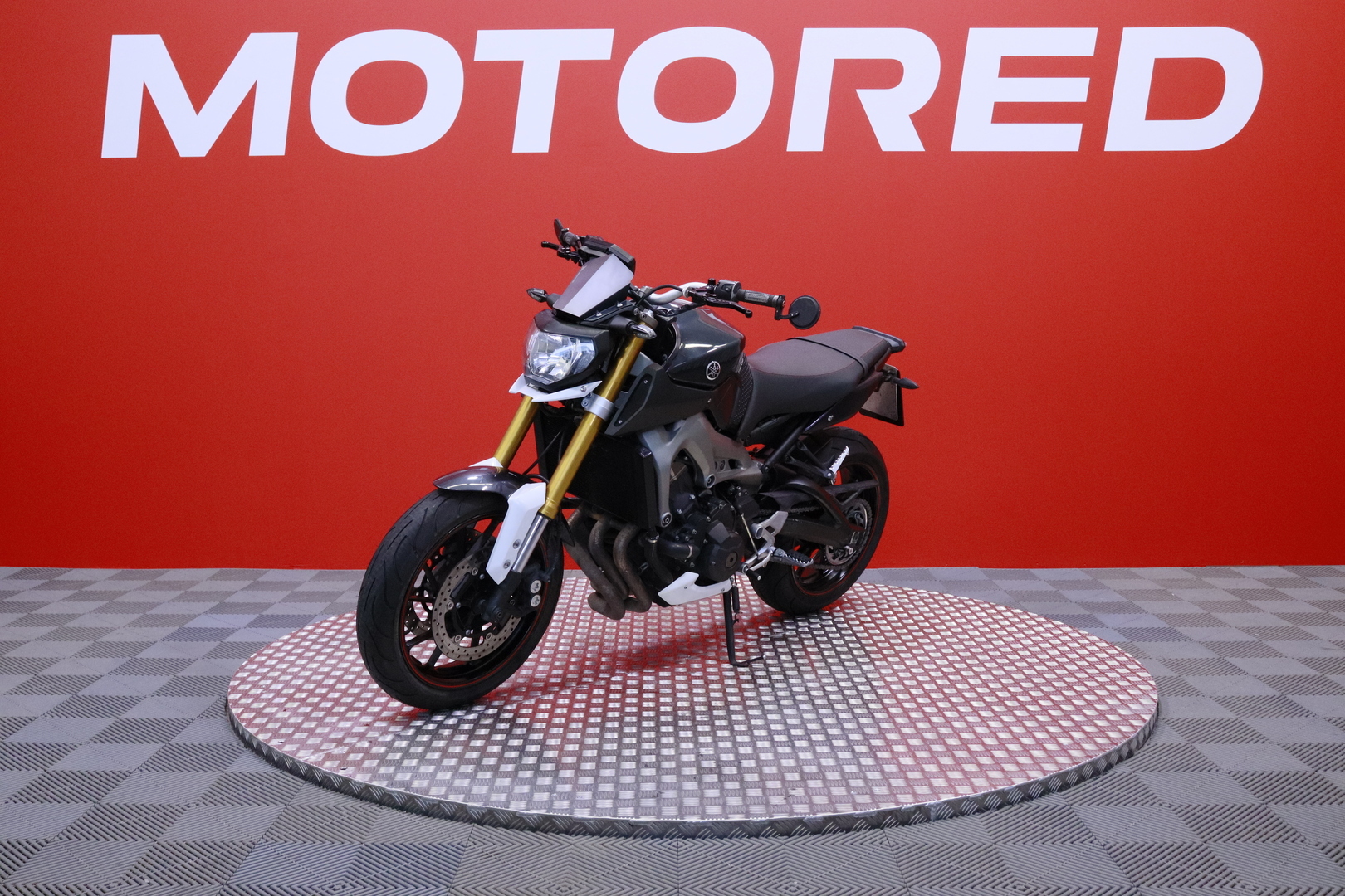 Yamaha - MT-09 - // ABS / ZARD / Tangonpää peilit // - Moottoripyörä