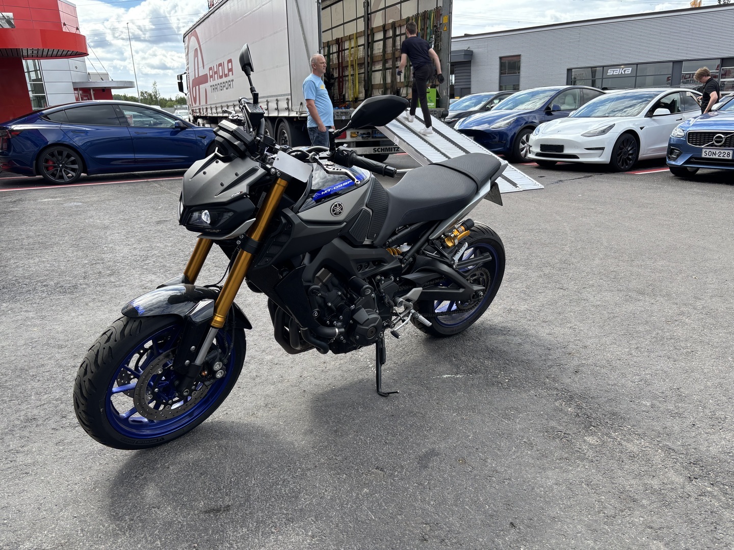 Yamaha - MT-09 - SP // Juuri Saapunut! / Slipari / Shifteri // - Moottoripyörä