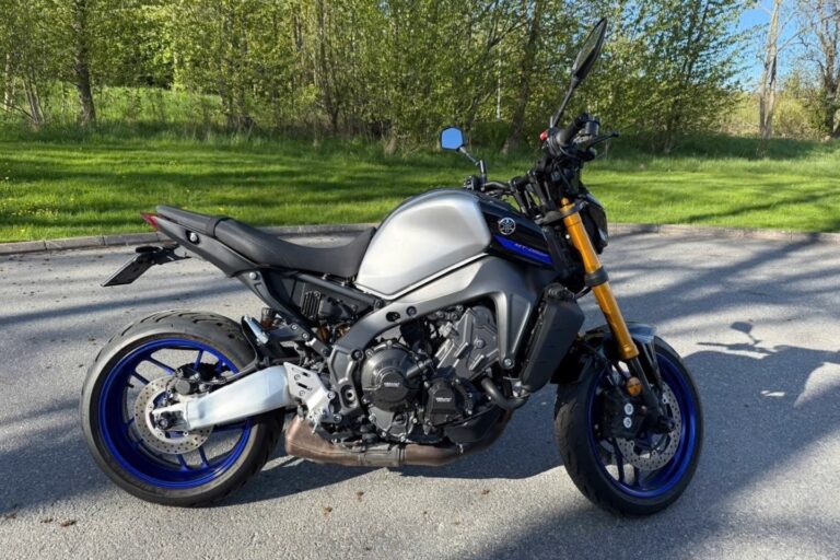 Yamaha - MT-09 - SP // Tulossa! / Huoltokirja / Vakkari / Shifter // - Moottoripyörä