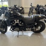 Yamaha - VMX - 1200 V-Max // Juuri saapunut! / Säädettävät kahvat / Blackwidow slipari / Kaatumaraudat // - Moottoripyörä