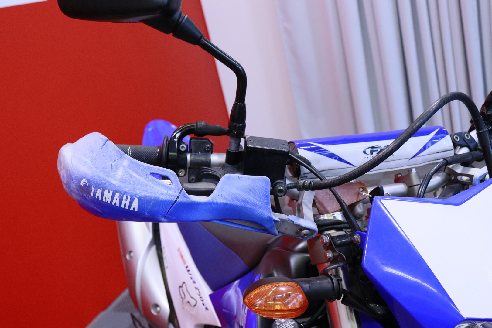 Yamaha - WR - 250 R // Juuri saapunut / Vain 8tkm ajettu / 1-kilp Suomi pyörä // - Moottoripyörä
