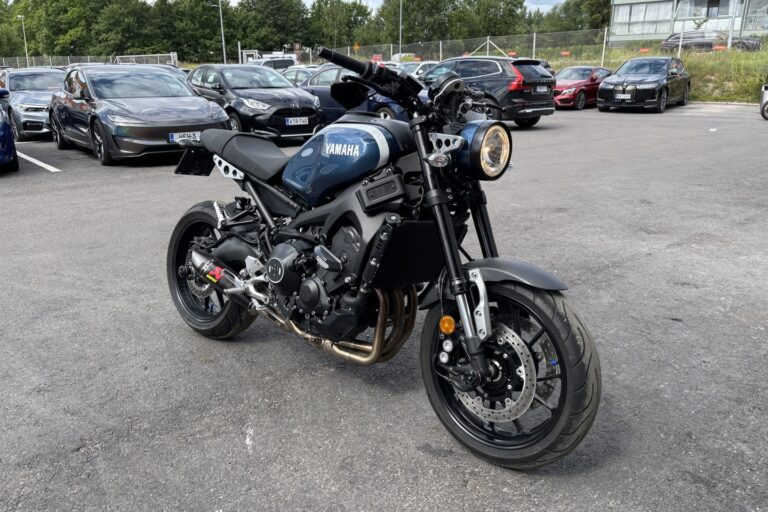 Yamaha - XSR - 900 // Juuri saapunut / Akrapovic // - Moottoripyörä
