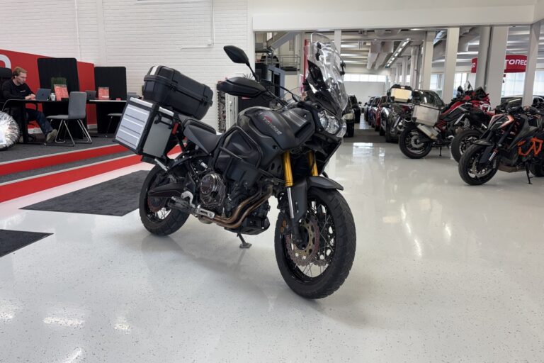 Yamaha - XT - 1200 // Juuri Saapunut! / Suomi-pyörä / Vakkari / TCS / ABS // - Moottoripyörä