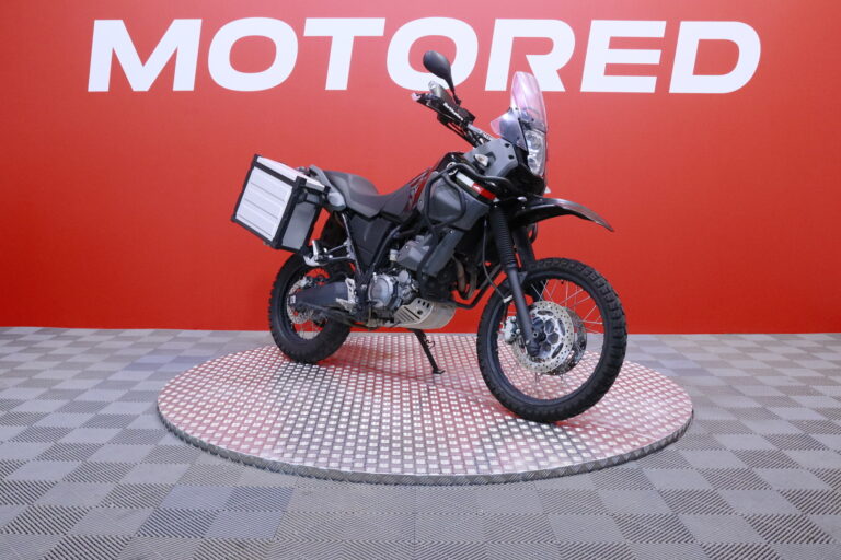 Yamaha - XT - 660Z Tenere // Juuri Saapunut! / Vähän ajettu / Leovince / Laukut // - Moottoripyörä