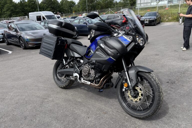 Yamaha - XT - 1200 // ZE malli / Juuri Saapunut! / 4x laukut / Sähköalusta // - Moottoripyörä