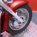 Yamaha - XVS - 1300 A Midnight Star // Suomi-pyörä / 3x Laukut / Selkänoja // - Moottoripyörä