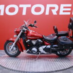 Yamaha - XVS - 1300 A Midnight Star // Suomi-pyörä / 3x Laukut / Selkänoja // - Moottoripyörä