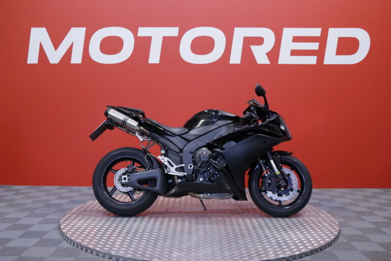 Yamaha YZF-R1