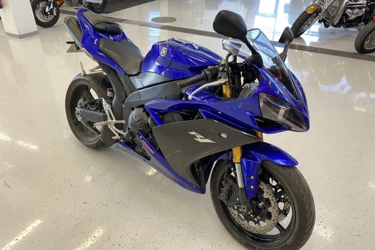 Yamaha - YZF-R1 - // Juuri saapunut / Suomipyörä / Alkuperäiskuntoinen / Hieno! // - Moottoripyörä