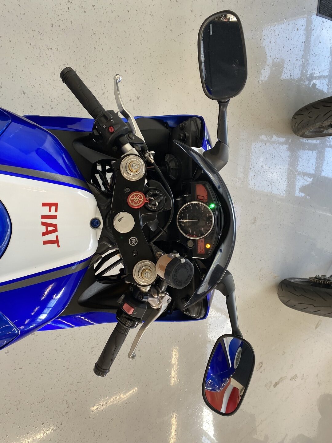 Yamaha - YZF-R6 - // Led-ajovalot / Carbon yksityiskohdat / Uudet katteet // - Moottoripyörä