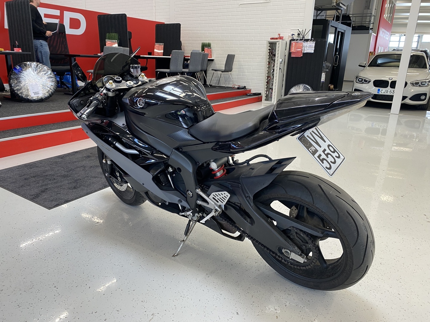 Yamaha - YZF-R6 - // Juuri saapunut! / 3 om. Suomipyörä / Slipari // - Moottoripyörä