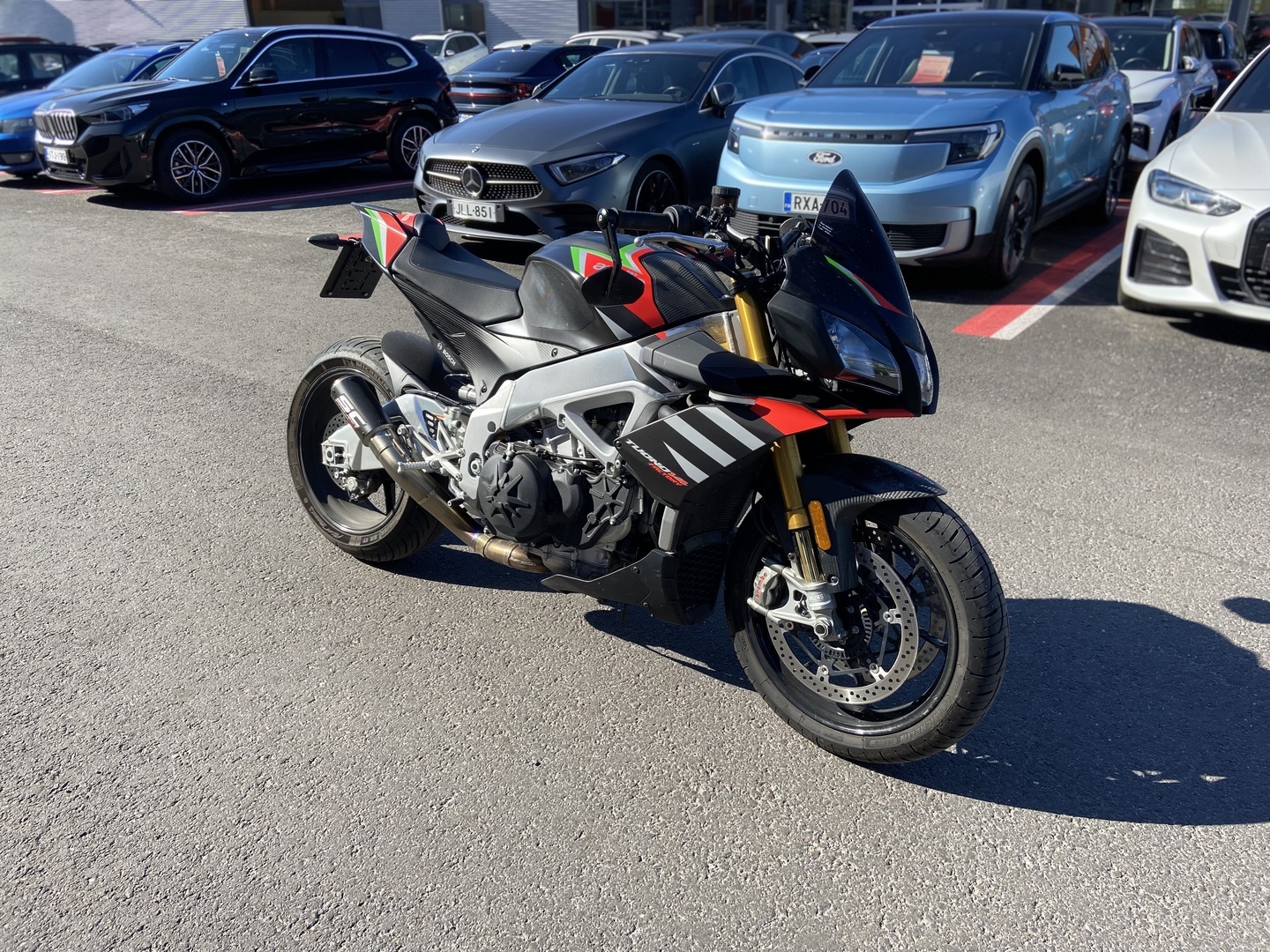 Aprilia - TUONO - 4V 1100 RR Factory // Shifter / Ajomodet / Sähköalusta // - Moottoripyörä