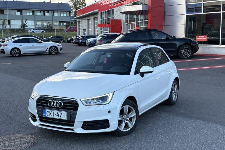 Audi - A1 - Sportback Comfort Summer Edition 1,0 TFSI 70 kW ultra S tronic - Viistoperä
