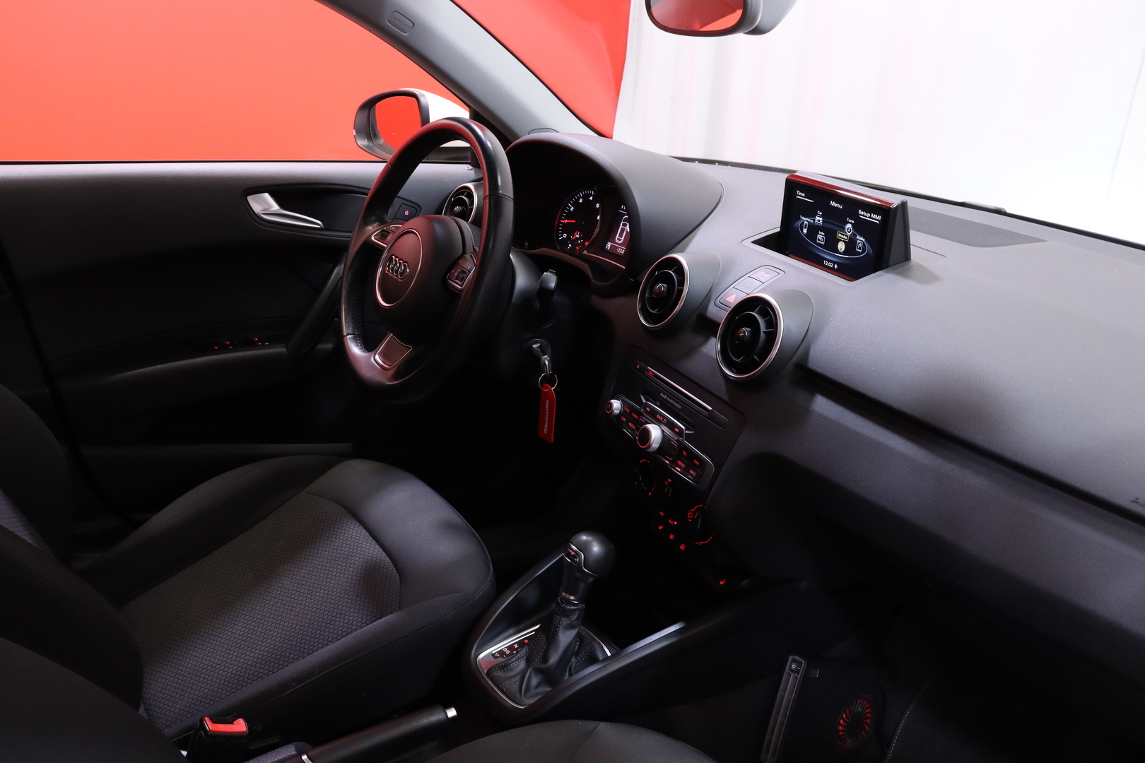 Audi - A1 - Sportback Comfort Summer Edition 1,0 TFSI 70 kW ultra S tronic - Viistoperä