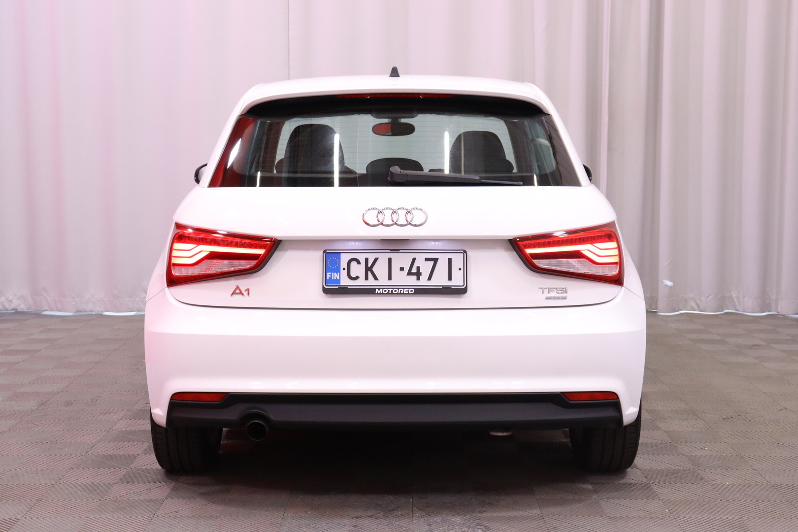 Audi - A1 - Sportback Comfort Summer Edition 1,0 TFSI 70 kW ultra S tronic - Viistoperä
