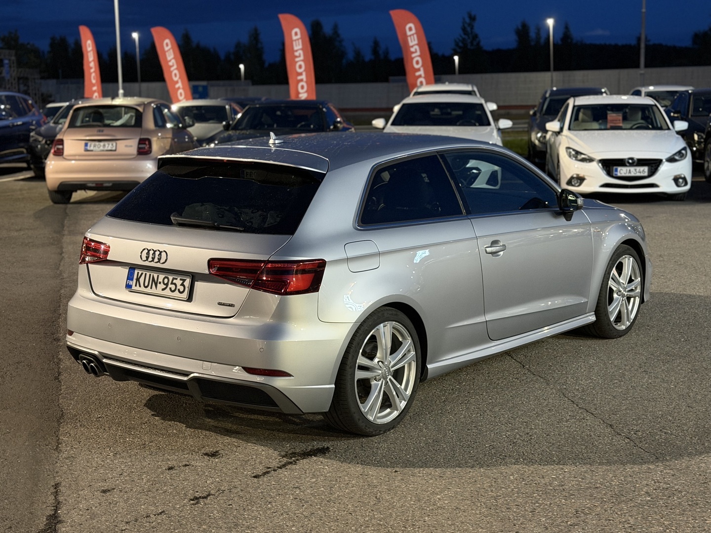 Audi - A3 - 2,0 TFSI 140 kW quattro S-Line S tronic - Viistoperä