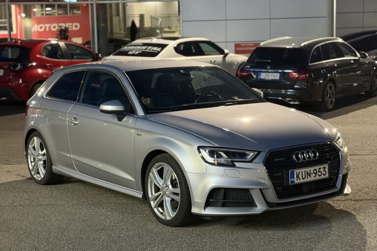 Audi - A3 - 2,0 TFSI 140 kW quattro S-Line S tronic - Viistoperä