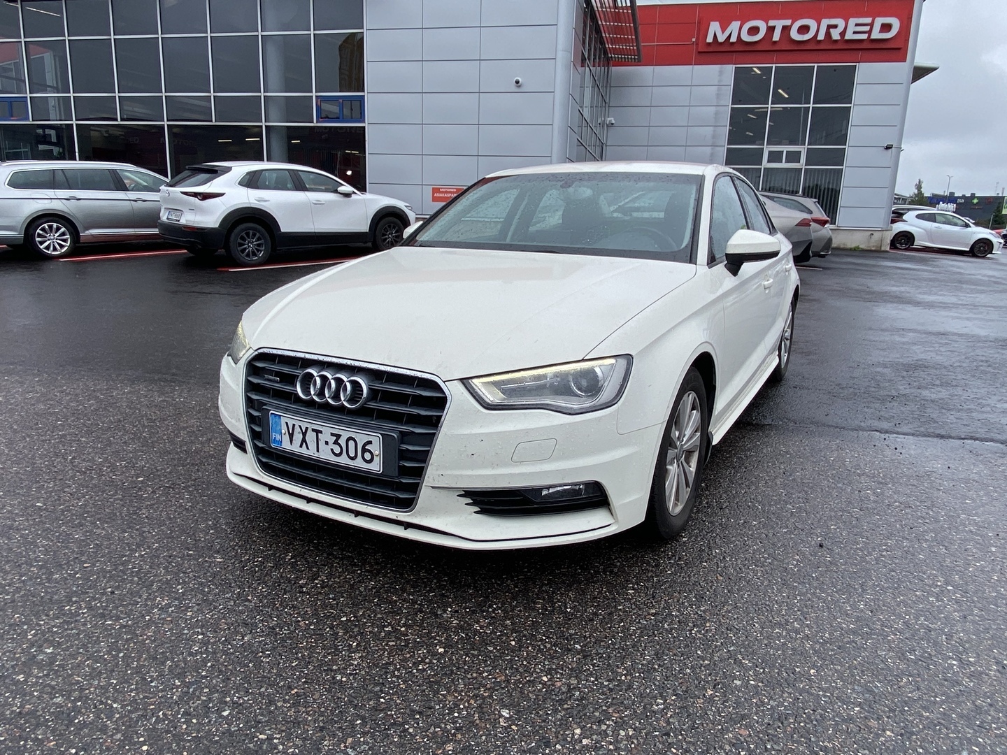 Audi - A3 - Sedan Land of quattro Edition 1,8 TFSI 132 kW quattro S tronic - Sedan
