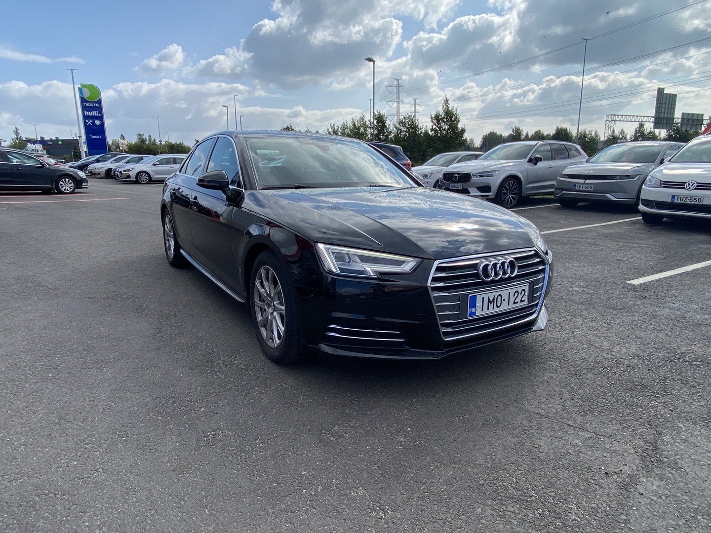 Audi - A4 - Sedan Business Sport 2,0 TFSI 140 kW - Sedan