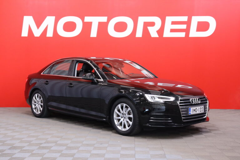 Audi - A4 - Sedan Business Sport 2,0 TFSI 140 kW - Sedan