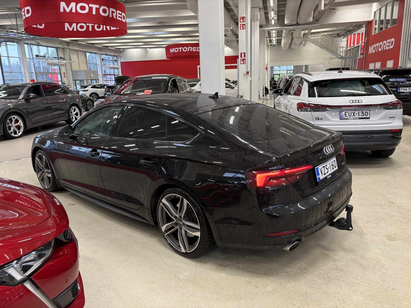 Audi - A5 - Sportback Business Sport Comfort Edition 2,0 TFSI 185 kW quattro S tronic S Line - Viistoperä