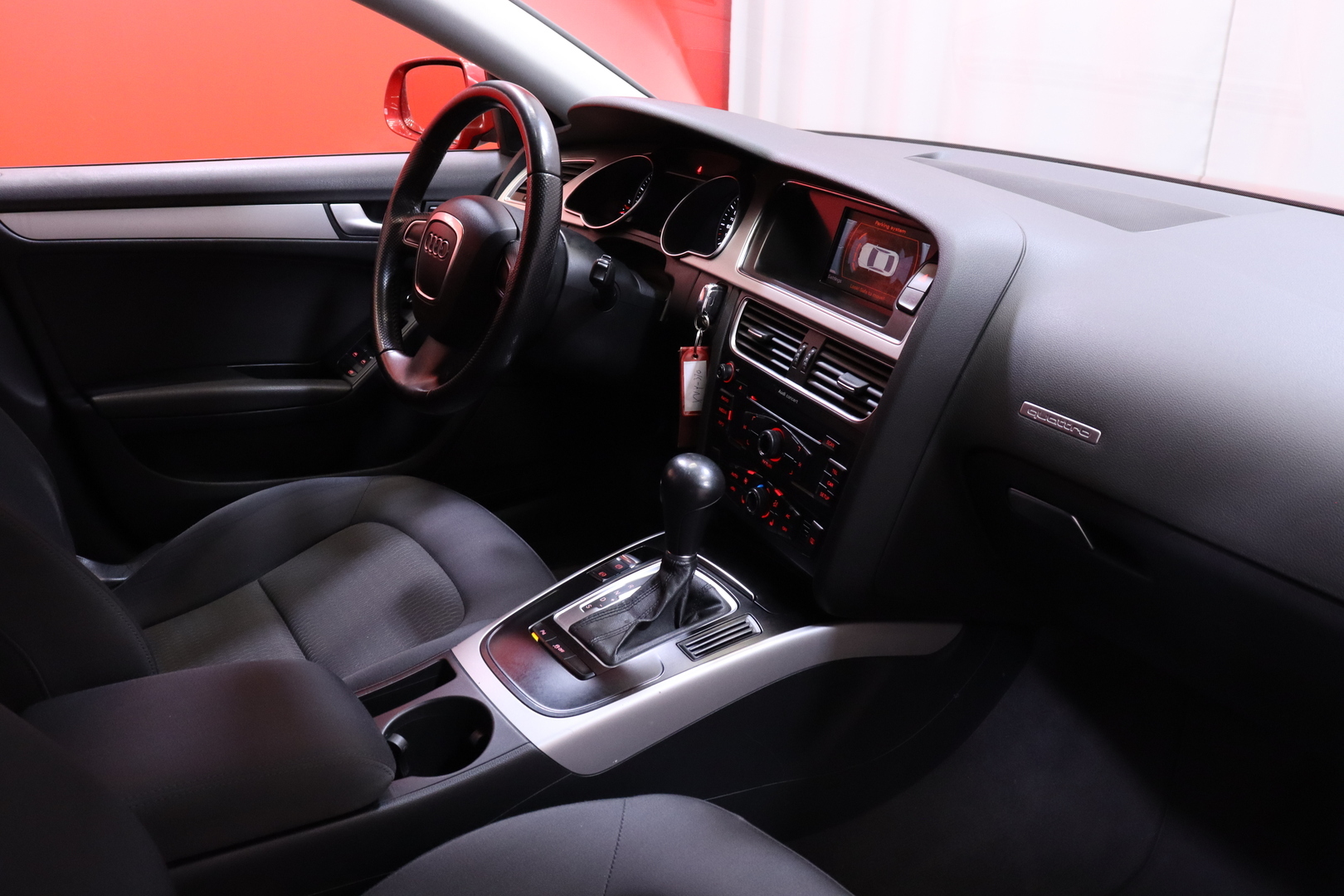Audi - A5 - Sportback Business 2,0 TFSI 155 kW quattro S tronic-autom. - Viistoperä