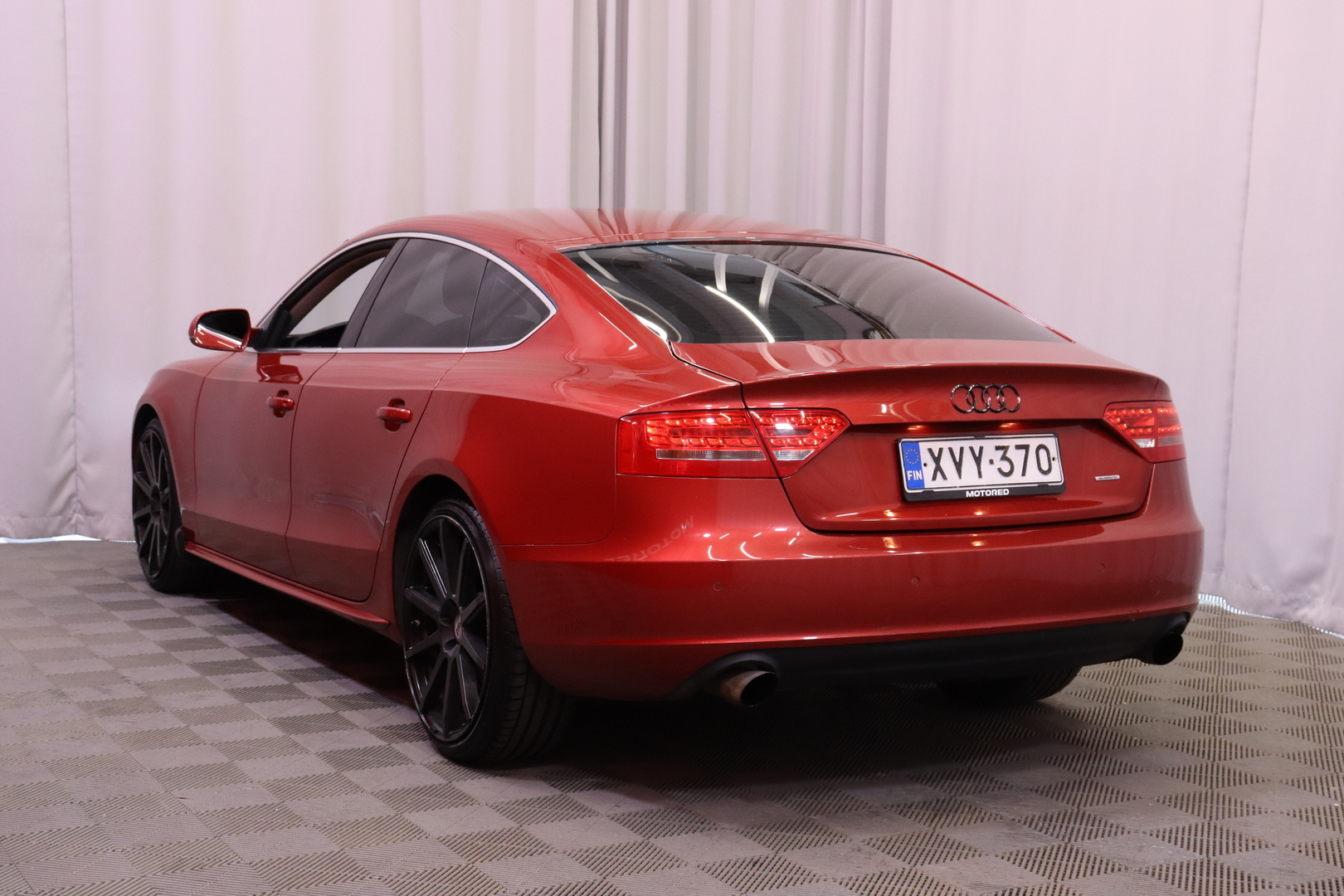 Audi - A5 - Sportback Business 2,0 TFSI 155 kW quattro S tronic-autom. - Viistoperä