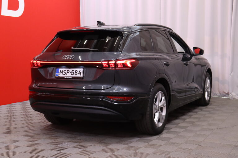 AUDI Q6 e-tron