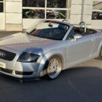 Audi - TT - Roadster 1,8 T quattro // Upea kunto ! / Kerscher / Bose / Nahkapenkit / Sähkökatto / Jakopää tehty! // - Avoauto