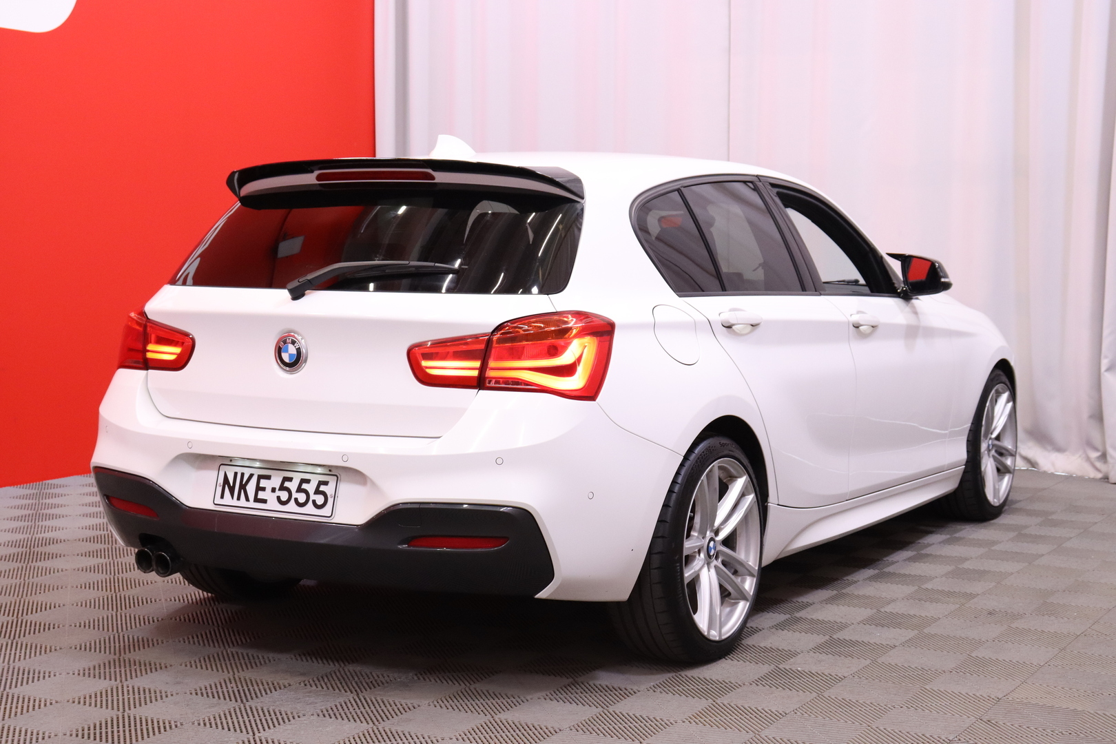 BMW - 120 - F20 Hatchback 120d A Business M Sport - Viistoperä