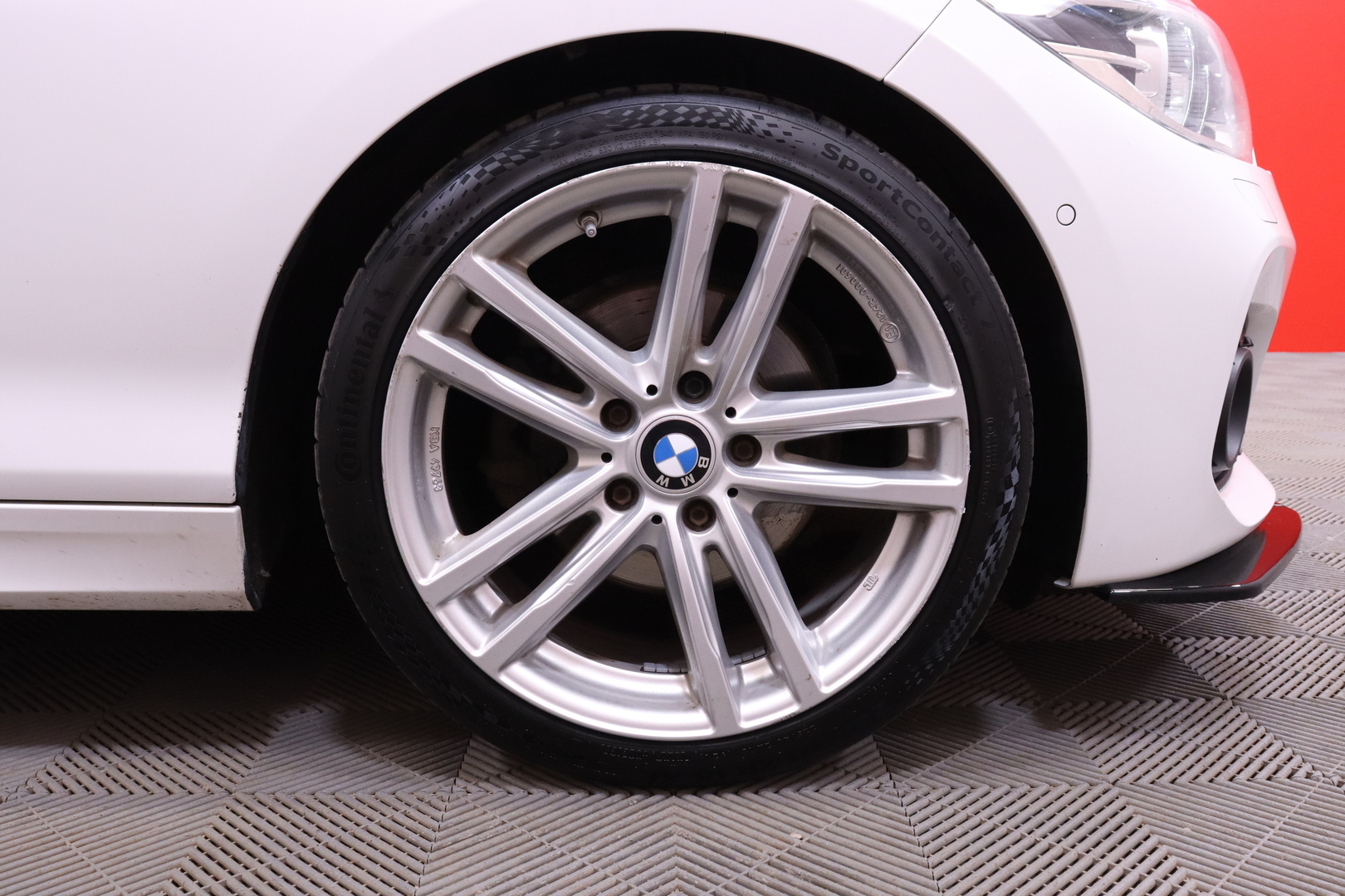 BMW - 120 - F20 Hatchback 120d A Business M Sport - Viistoperä