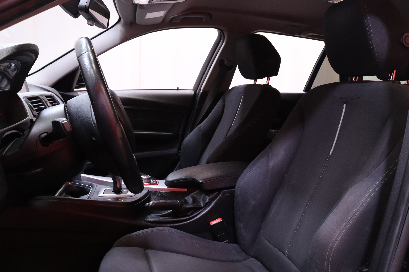 BMW - 320 - TwinPower Turbo A F31 Touring Sportline // Myydään Huutokaupat.com - Farmari