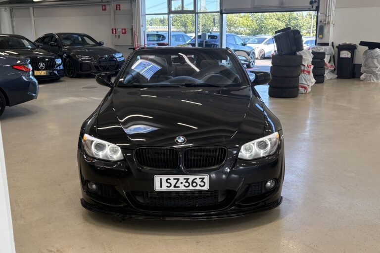 BMW 325