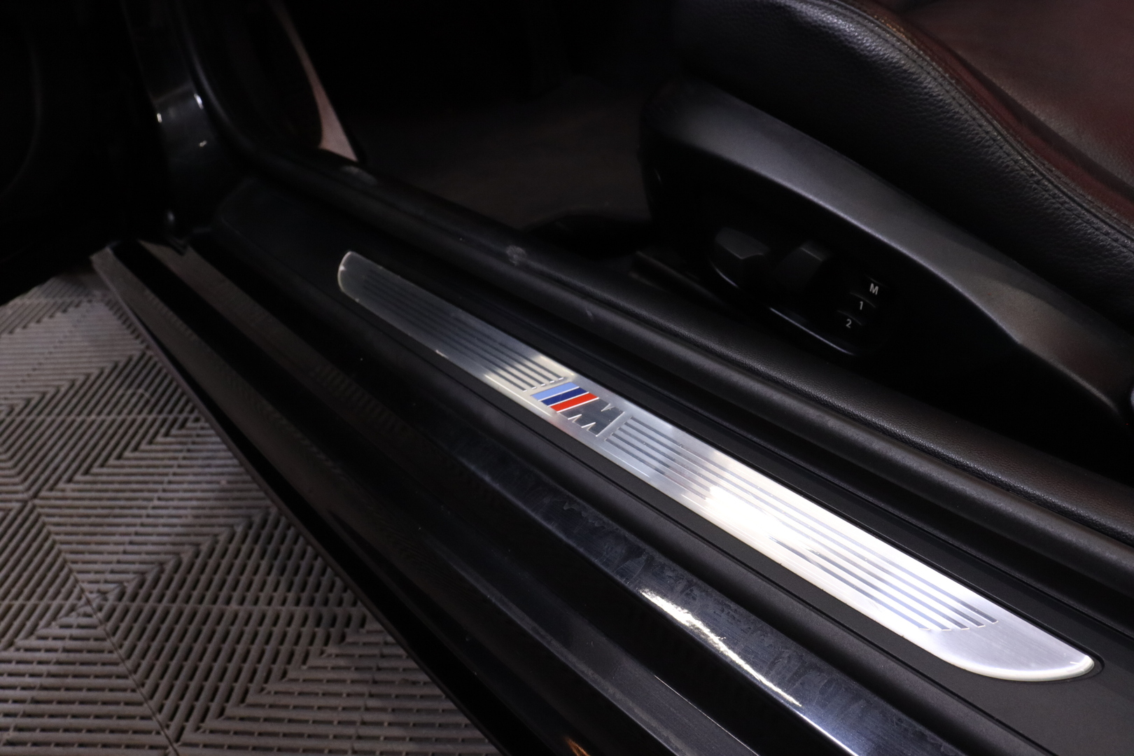 BMW - 325 - d E93 LCI M Sport 3.0 Cabriolet - Avoauto