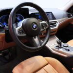 BMW - 330 - G20 Sedan 330e xDrive A Charged Edition Sport // Suomi-auto / Laser / HUD / H&K / Comfort Access / Muistipenkki / 360° / Kattoluukku // - Sedan