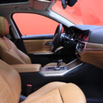 BMW - 330 - G20 Sedan 330e xDrive A Charged Edition Sport // Suomi-auto / Laser / HUD / H&K / Comfort Access / Muistipenkki / 360° / Kattoluukku // - Sedan