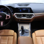 BMW - 330 - G20 Sedan 330e xDrive A Charged Edition Sport // Suomi-auto / Laser / HUD / H&K / Comfort Access / Muistipenkki / 360° / Kattoluukku // - Sedan