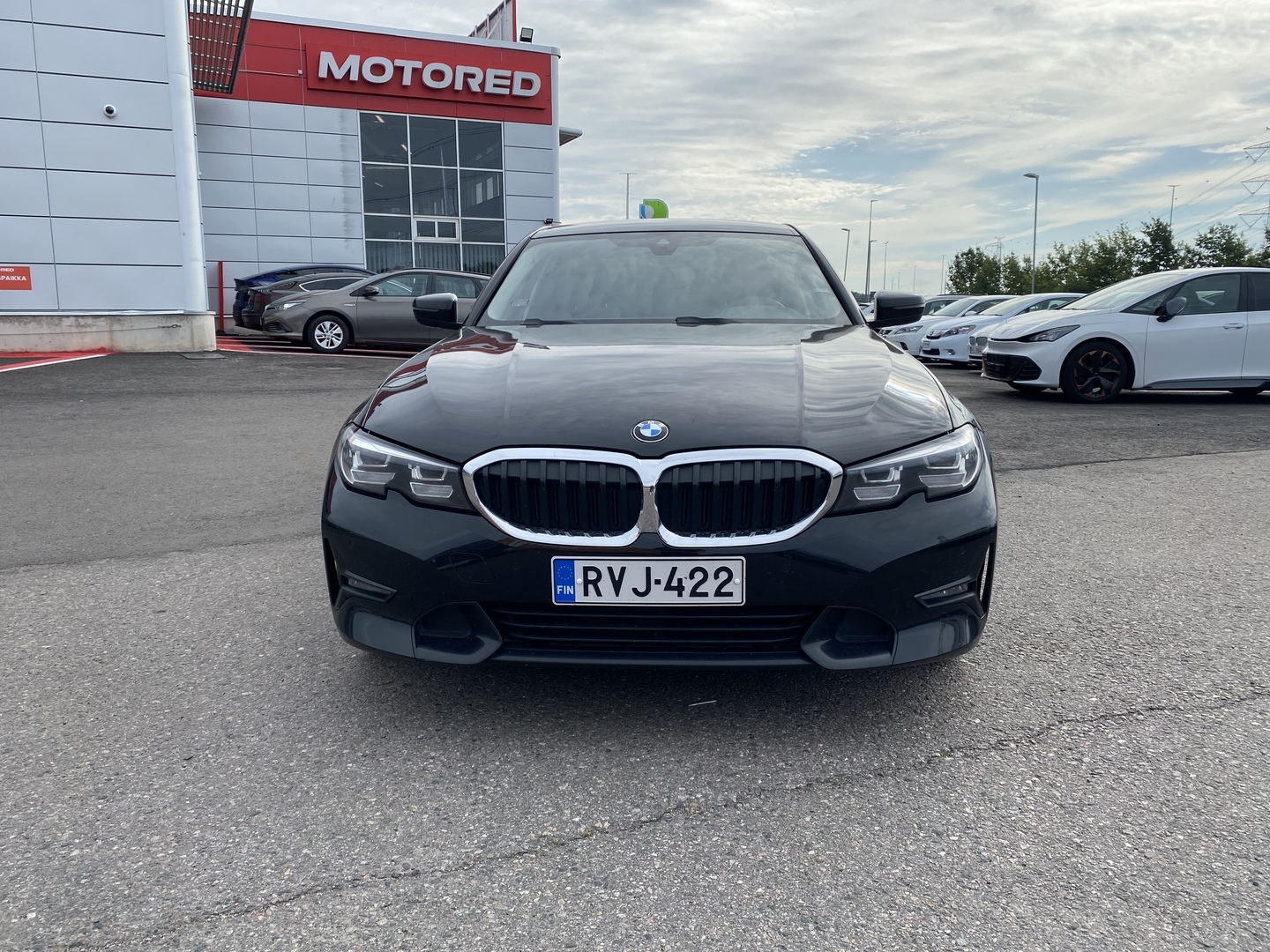 BMW - 330 - 330e // Sport-penkit / Navi / Vakkari / Kamera // - Sedan