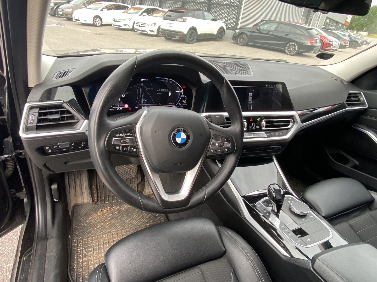 BMW - 330 - 330e // Sport-penkit / Navi / Vakkari / Kamera // - Sedan