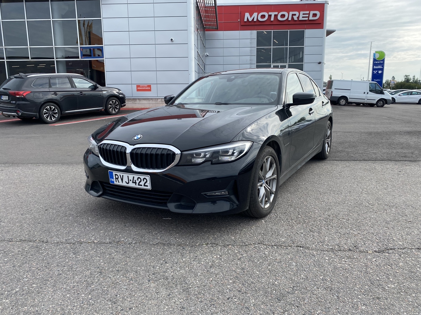 BMW - 330 - 330e // Sport-penkit / Navi / Vakkari / Kamera // - Sedan