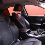 BMW - 330 - 330e // Sport-penkit / Navi / Vakkari / Kamera // - Sedan