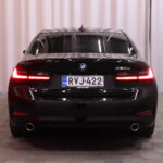 BMW - 330 - 330e // Sport-penkit / Navi / Vakkari / Kamera // - Sedan