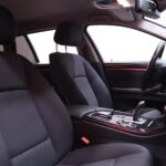 BMW - 520 - F11 Touring 520d TwinPower Turbo A xDrive Limited xDrive Edition LCI // Suomi-auto / Hifit / Koukku / Vakkari / - Farmari
